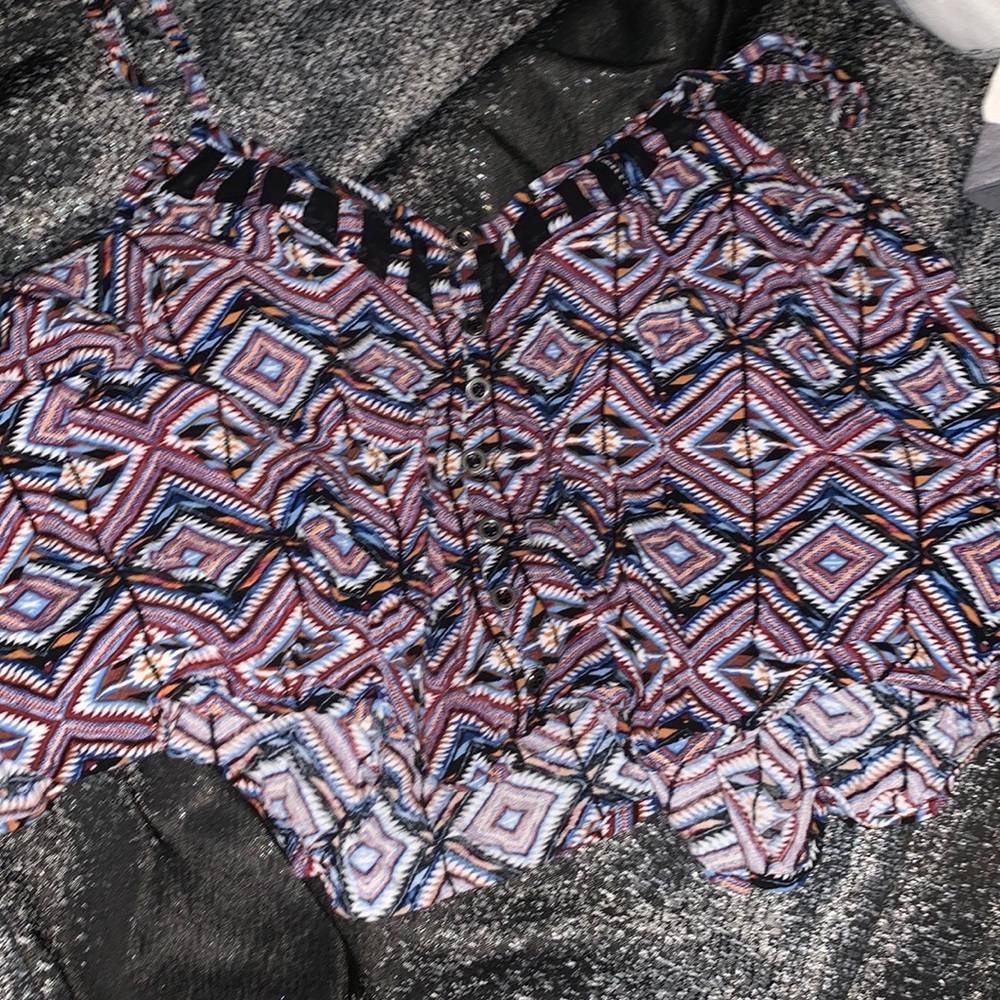 Crop top